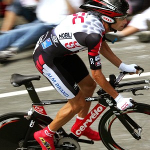 九游下载中心-中超联赛中国足球爆冷 战术执行遭质疑，中超比赛争议