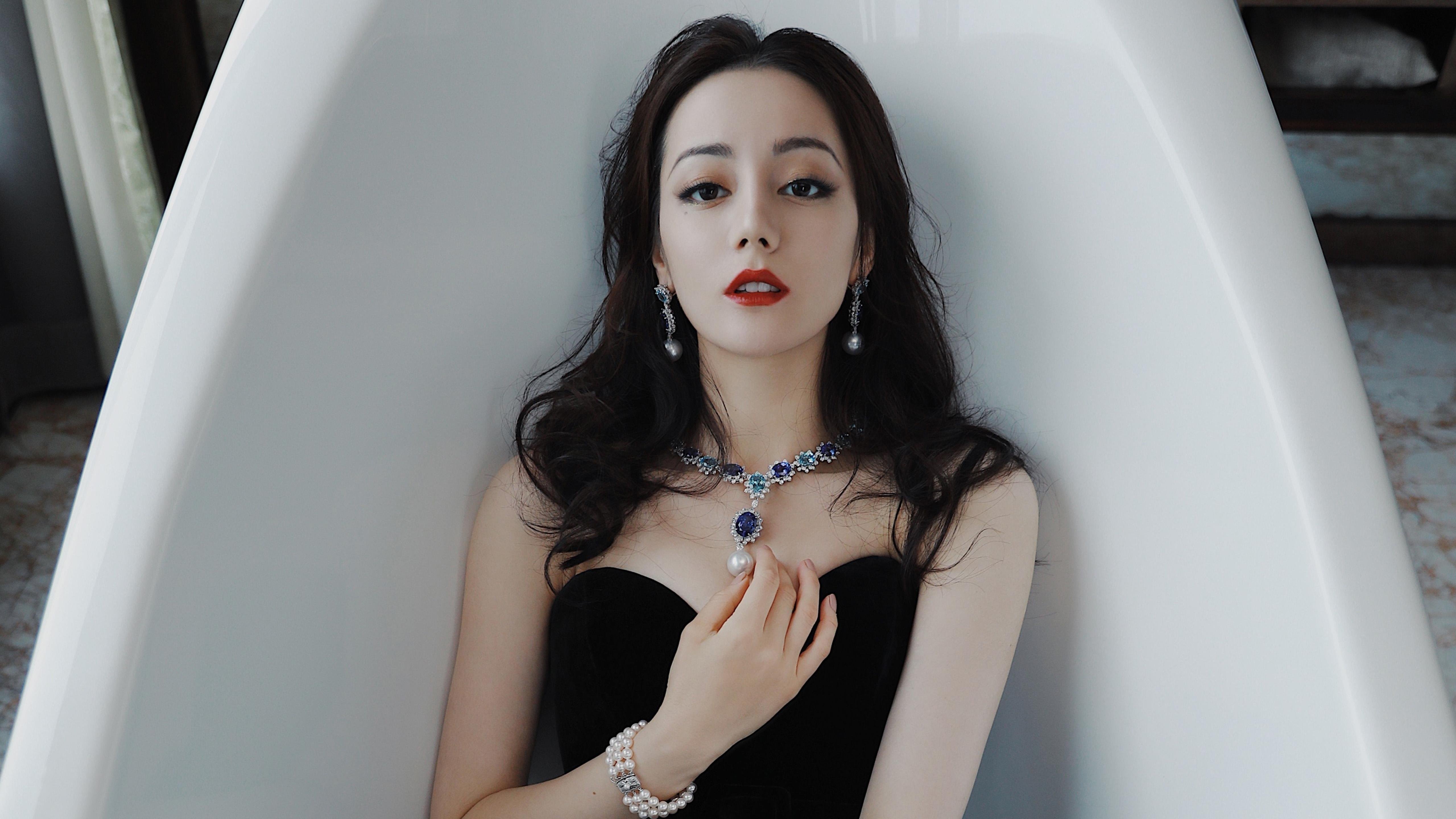 墨西哥马术协会设立“Charreada”奖学金，支持传统马术研究。，墨西哥major