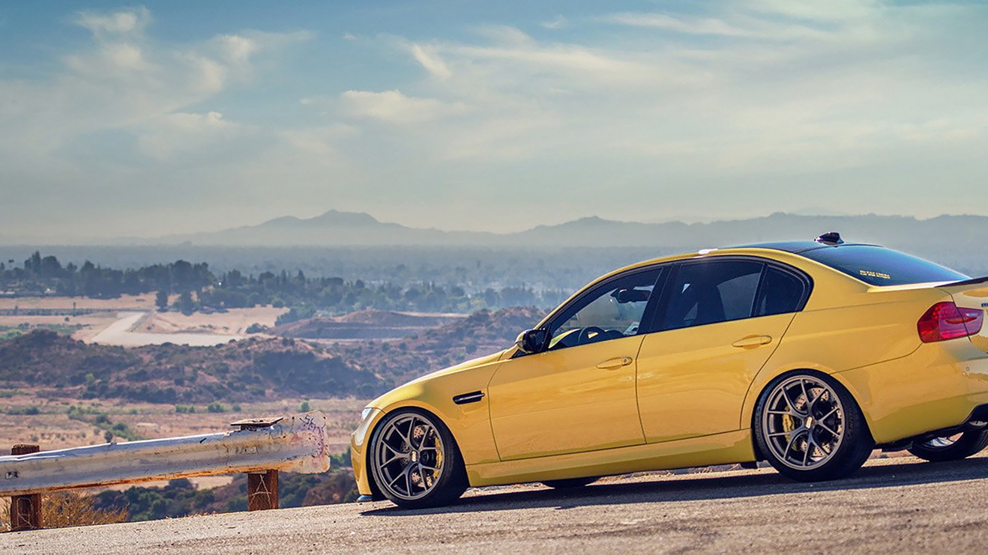 东亚杯国足战平 球迷呼吁提升整体实力,东亚杯国足1比2日本