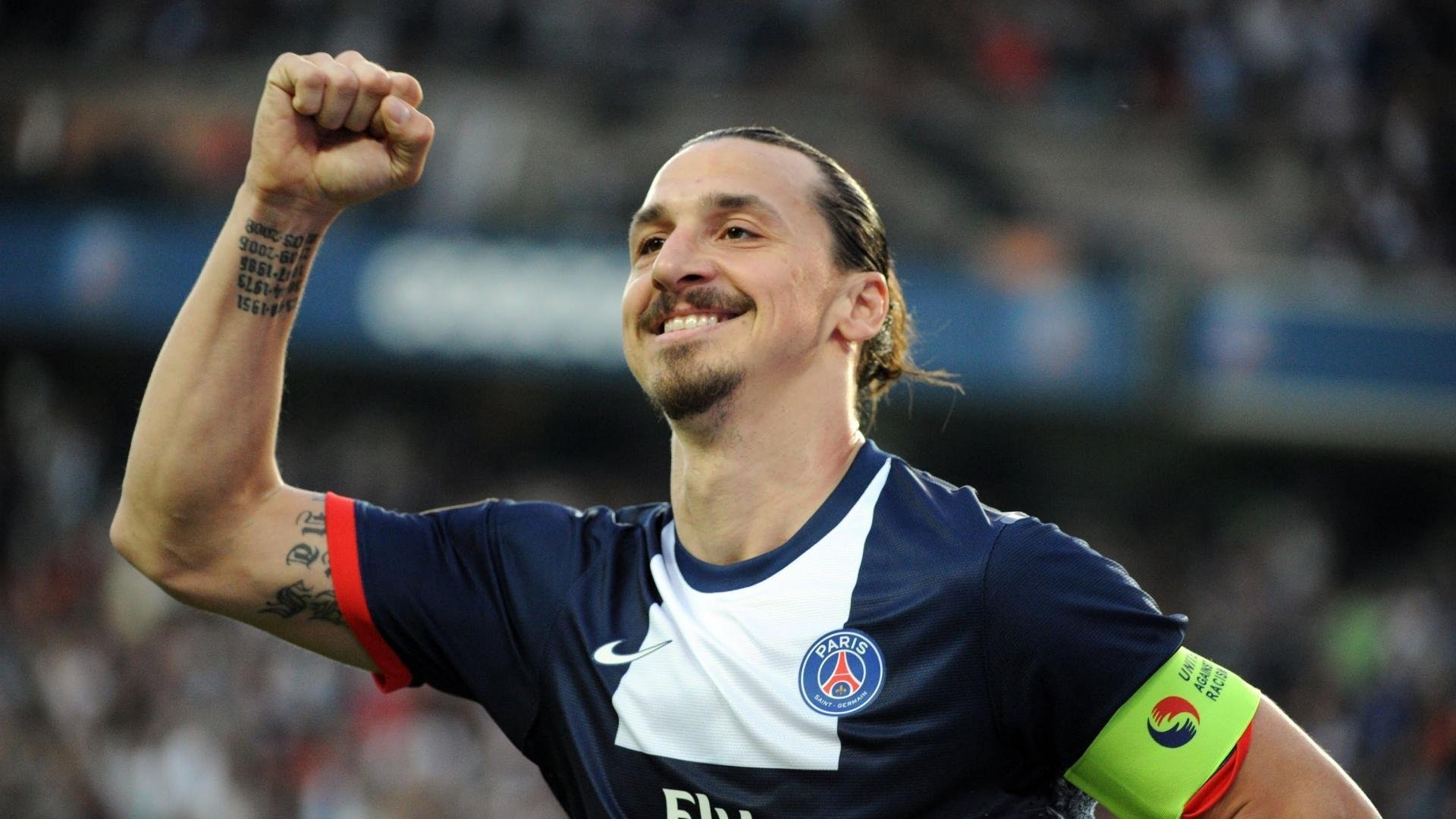 体育文化跨界联名吸引年轻群体关注，体育跨界运动员